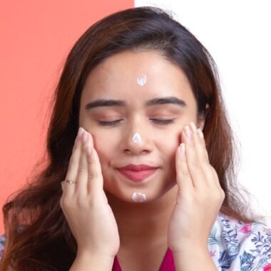 স্কিনকেয়ার প্রোডাক্ট কেনার আগে যেসব ৫টি জিনিস অবশ্যই চেক করবেন!